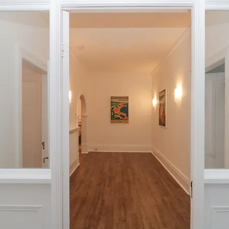 28 Manor Road * Scarborough